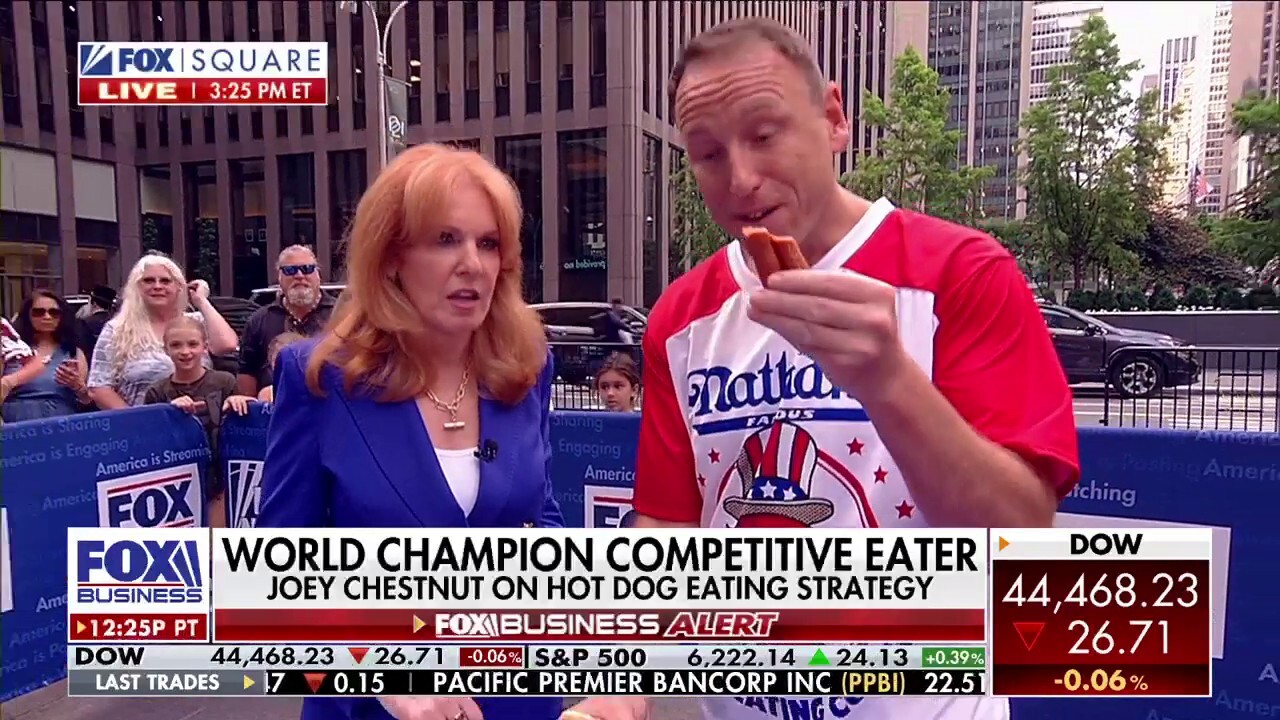 16-time Nathan’s Hot Dog Eating Contest champion describes strategy to eat 76 in 10 minutes